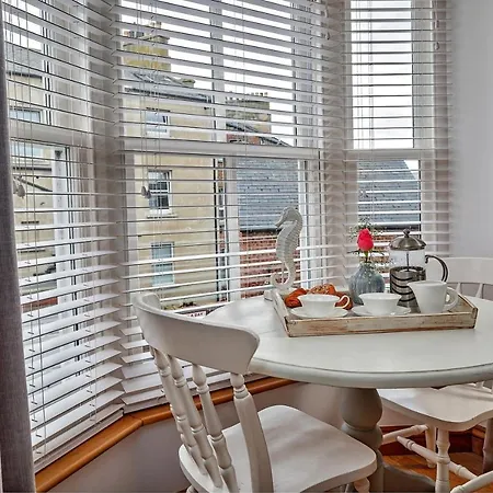 Finest Retreats - Oystercatcher Apartment *