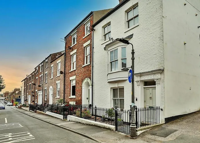 Finest Retreats - Oystercatcher *