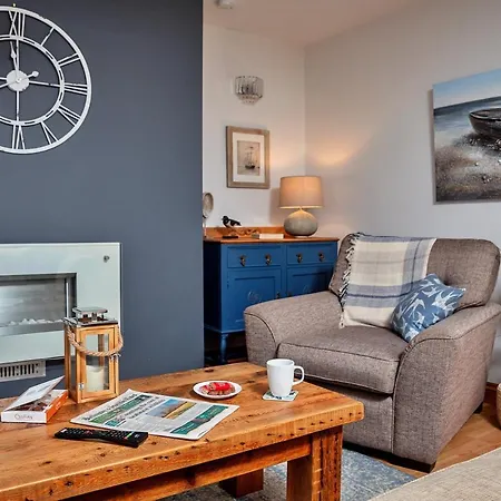 Finest Retreats - Oystercatcher *